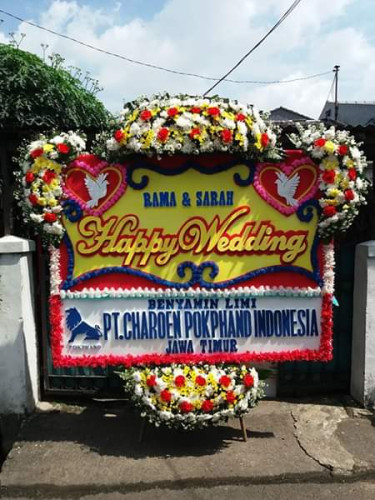 Karangan Bunga Pernikahan  di Ngada